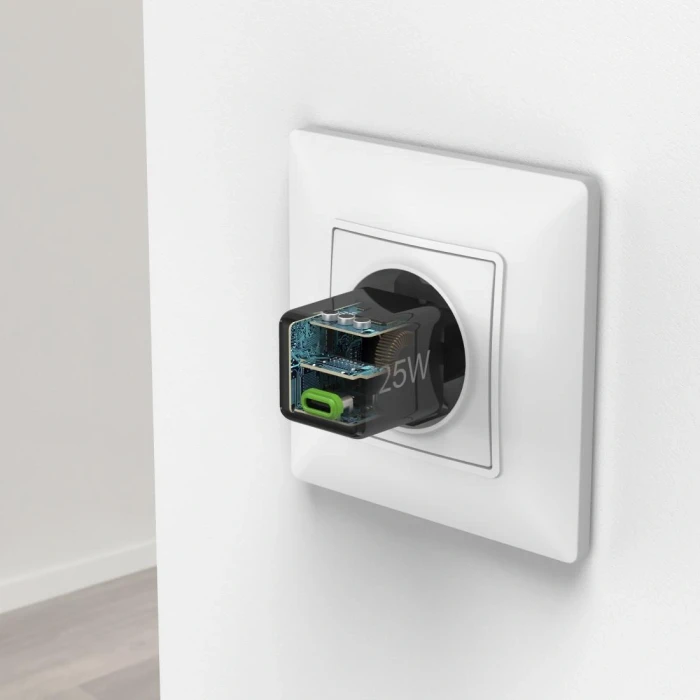 HAMA Бързо мини зарядно USB-C 25W