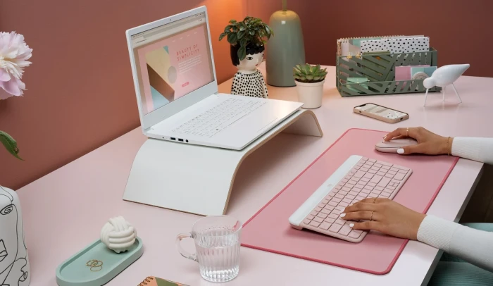 Logitech MK470 Slim Combo Rose