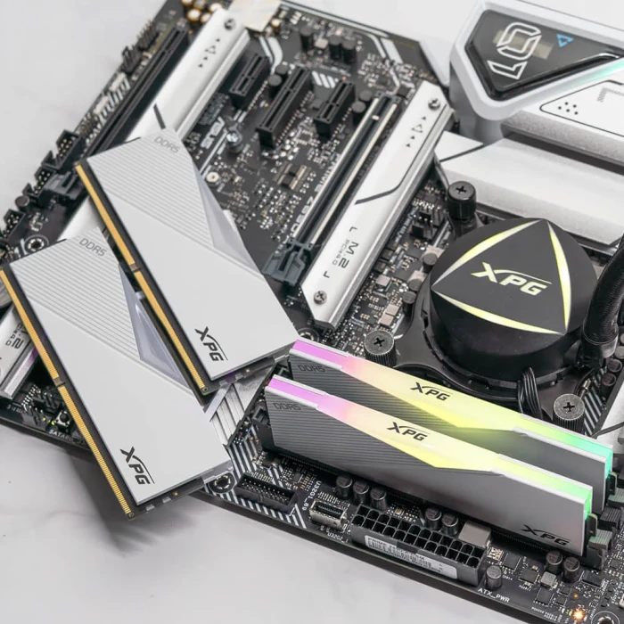 64GB (2x32) DDR5-6000 CL30 XPG LANCER RGB WHITE EXPO & XMP