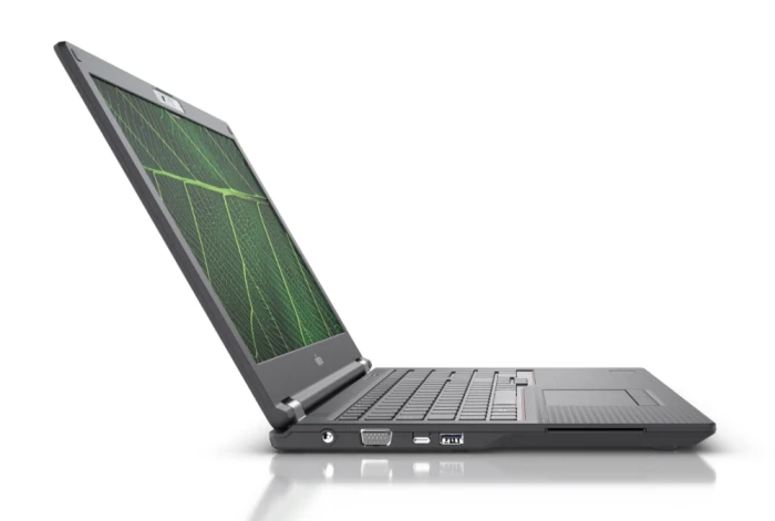 Fujitsu LIFEBOOK E5511 Intel i7-1165G7