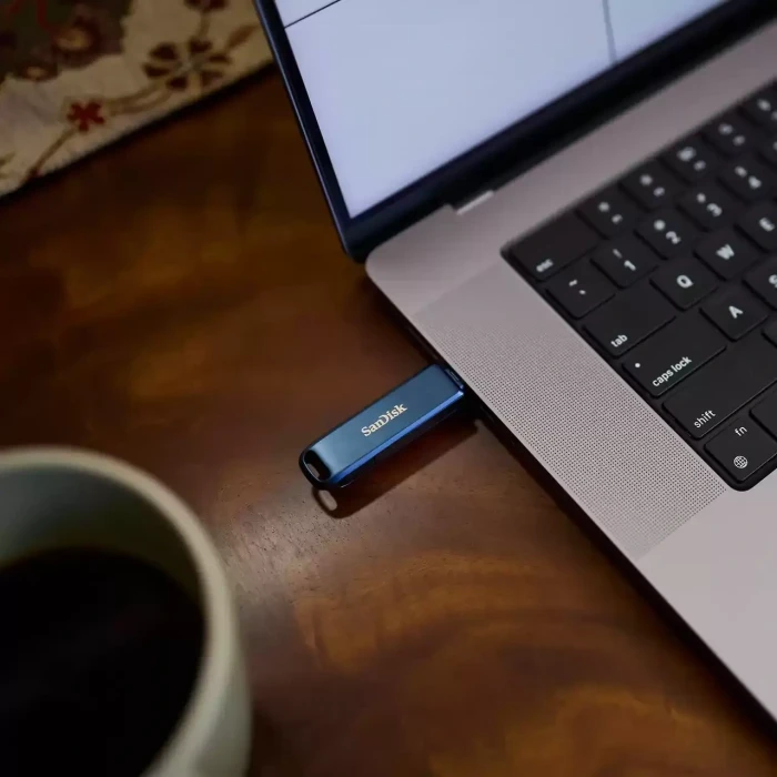 SanDisk Phone Drive for iPhone 64GB