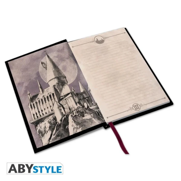 Тефтер ABYSTYLE HARRY POTTER Premium Hogwarts, A5, 180 страници