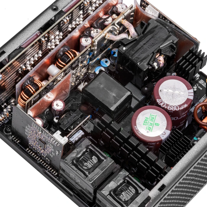 ADATA XPG CYBERCORE II Platinum 1300W