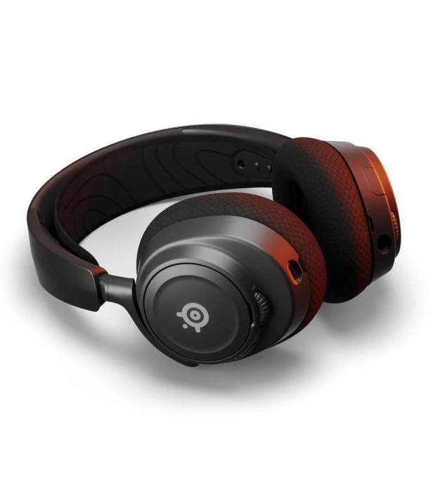 SteelSeries Arctis Nova 7