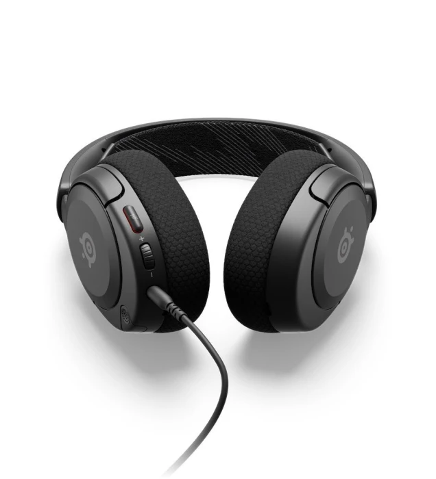 SteelSeries Arctis Nova 1