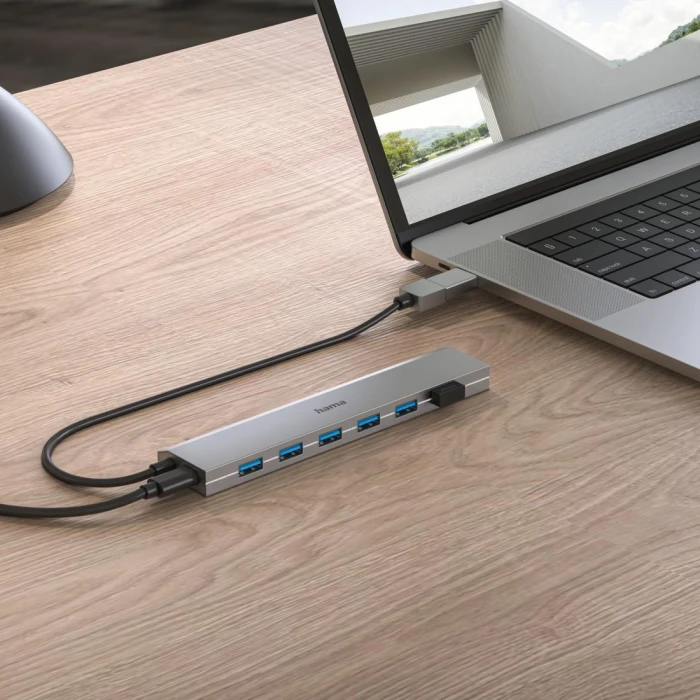 HAMA 7-портов хъб, USB 3.2 Gen 1, 5 Gbit/s, вкл. USB-C адаптер, авт.захранване