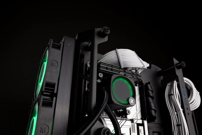 EKWB EK-Nucleus AIO CR240 Lux D-RGB