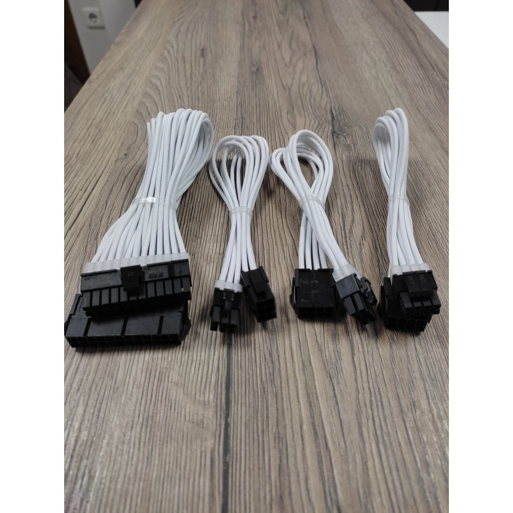 Комплект оплетени кабели Бели