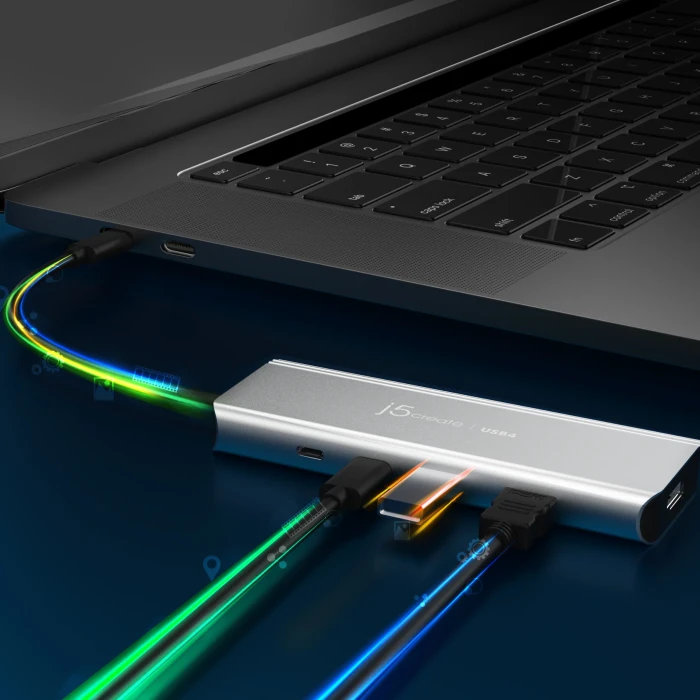 j5create JCD401 USB4 5in1
