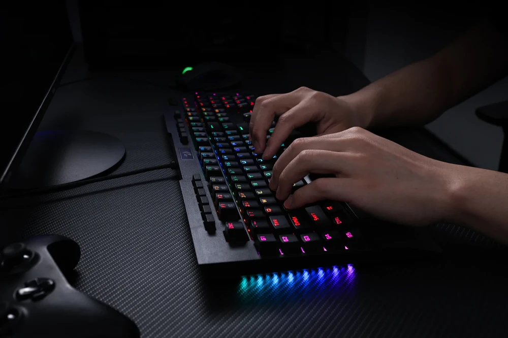 Redragon Brahma K586RGB-BK