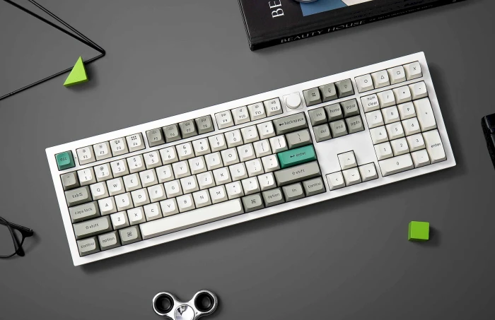 Keychron Q6 Max QMK White Red Switch