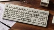 Keychron R6 QMK Retro - Red Linear