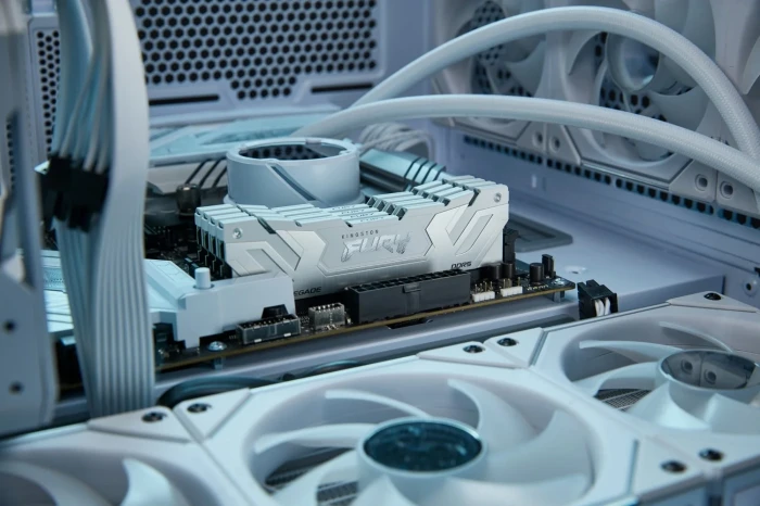 Kingston FURY Renegade Silver/White 48GB (2x24GB) DDR5 8400MT/s CL40