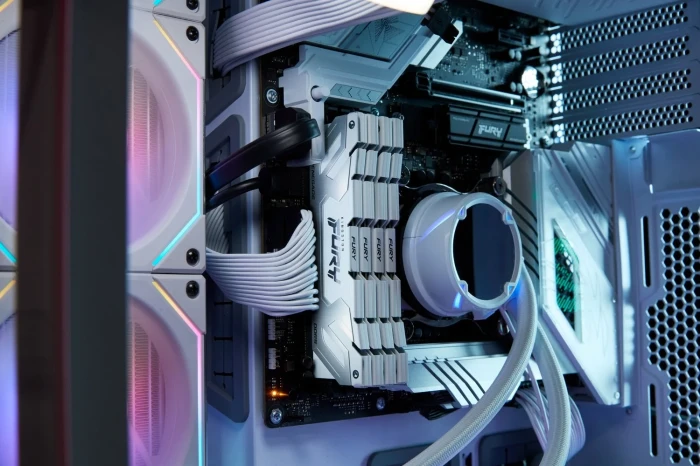 Kingston FURY Renegade Silver/White 24GB DDR5 8400MT/s CL40