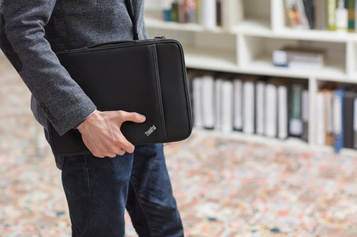 LENOVO ThinkPad Sleeve - 15"