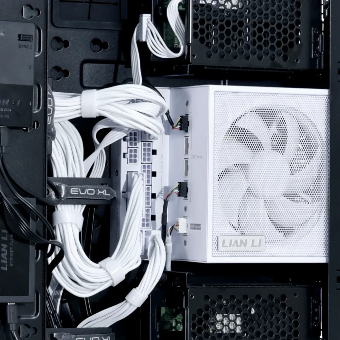 Lian Li EDGE EG1300 Platinum 1300W