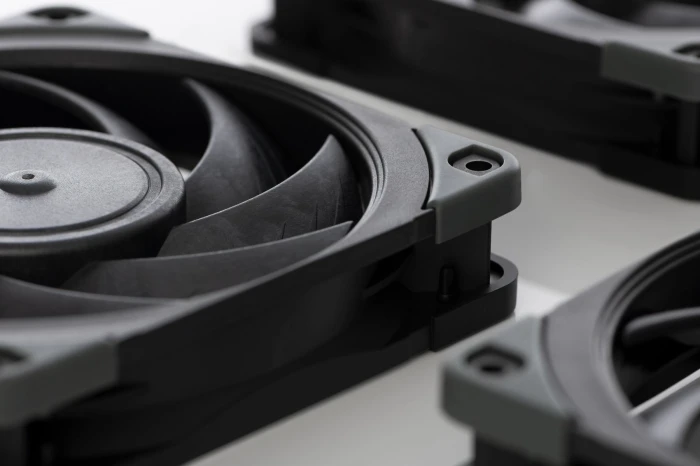 Noctua 120mm NF-A12x25-PWM chromax.black swap