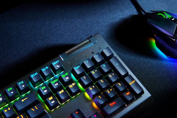 Razer BlackWidow V4 X Green Switch