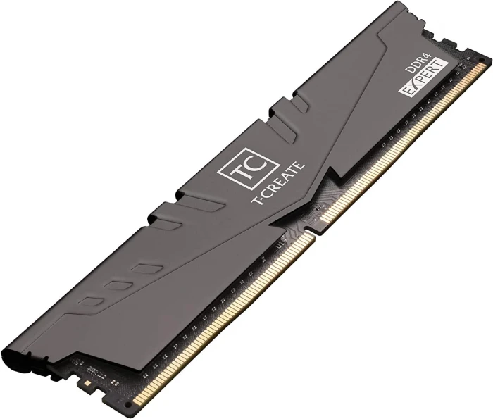 32GB (2x16) DDR4-3200 CL16 Team Group T-Create Expert