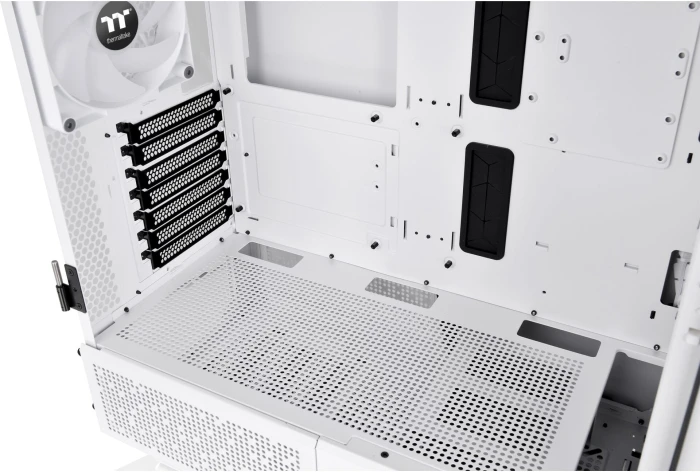Thermaltake Ceres 500 TG ARGB Snow