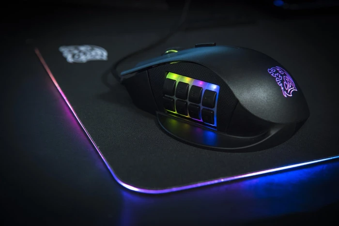 Thermaltake Nemesis Switch Optical RGB